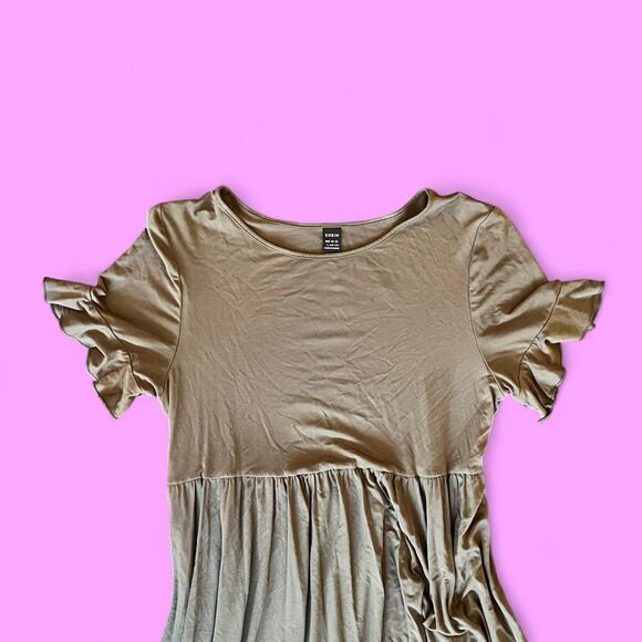 SHEIN Green maxi dress with ruffled sleeves and tiered skirt - Picture 2 of 3